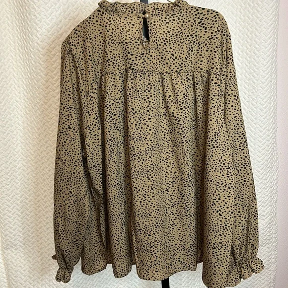 NWT Women’s XXL Animal Print Blouse - Picture 5 of 6